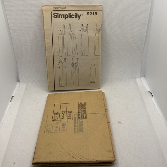 Simplicity 9218 Woman’s Formal Sleeveless Fitted Dress Sizes 6-16 Pattern Uncut - Picture 10 of 14